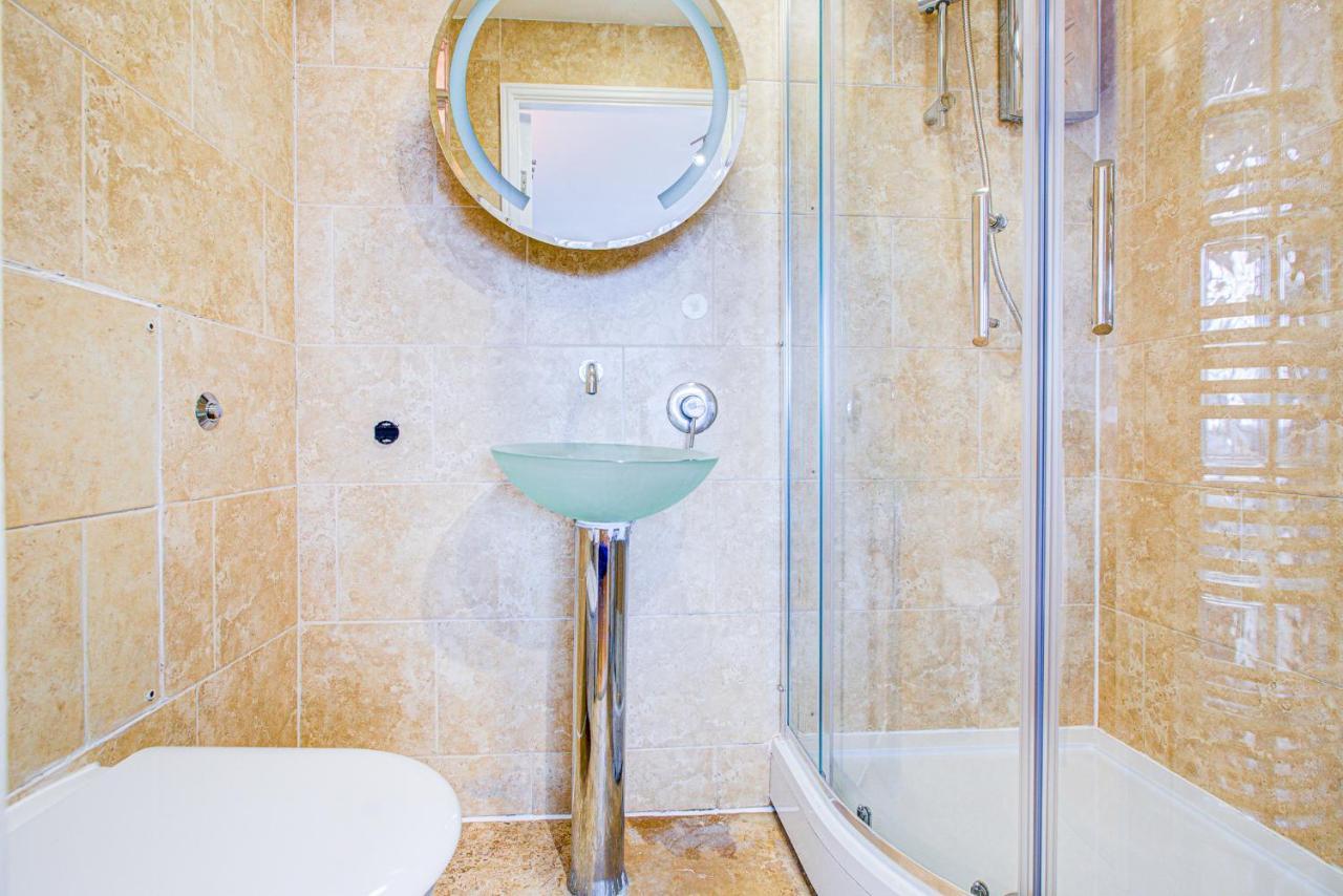 Statera Apartments - Thames View ลอนดอน ภายนอก รูปภาพ